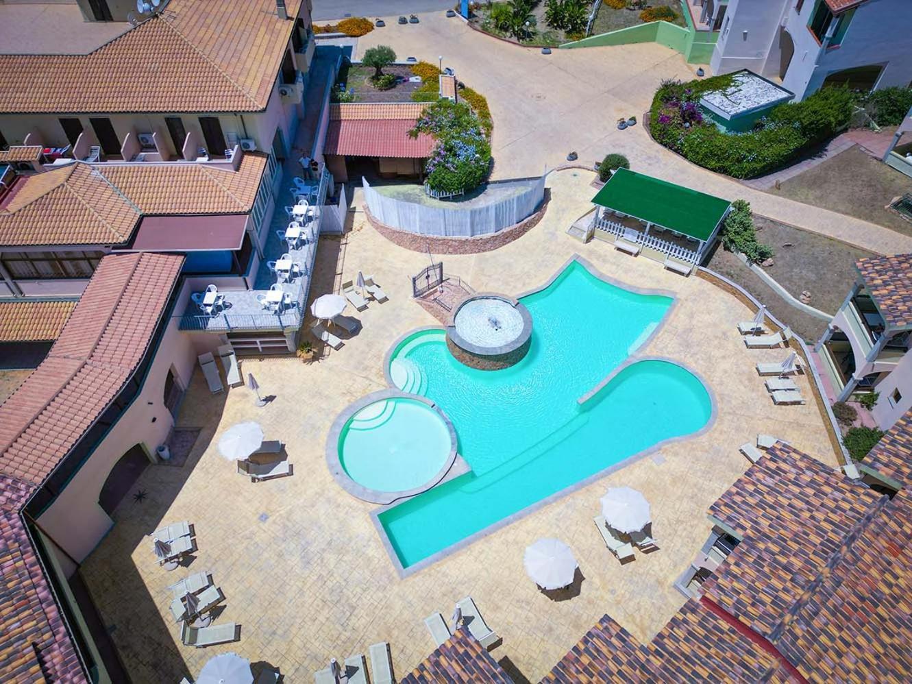 Mimose Village Hotel 4*