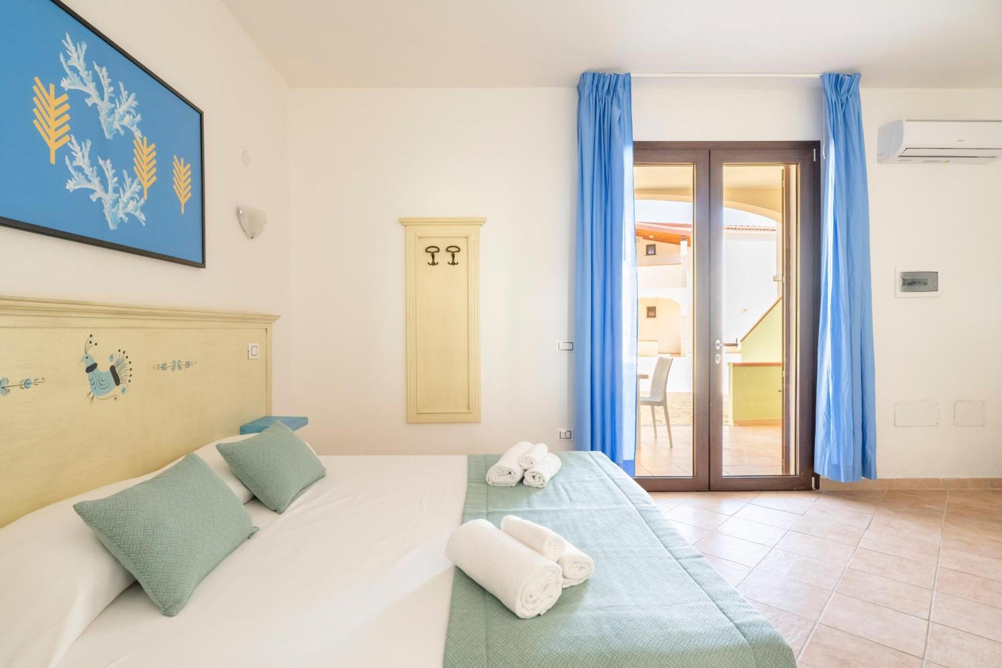 Hotel Mimose Village 4*